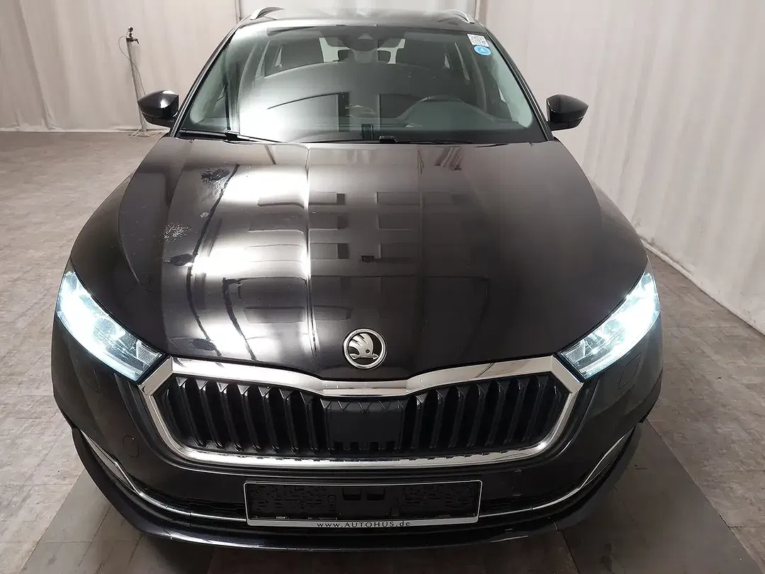 Skoda Octavia - Thumbnail 8