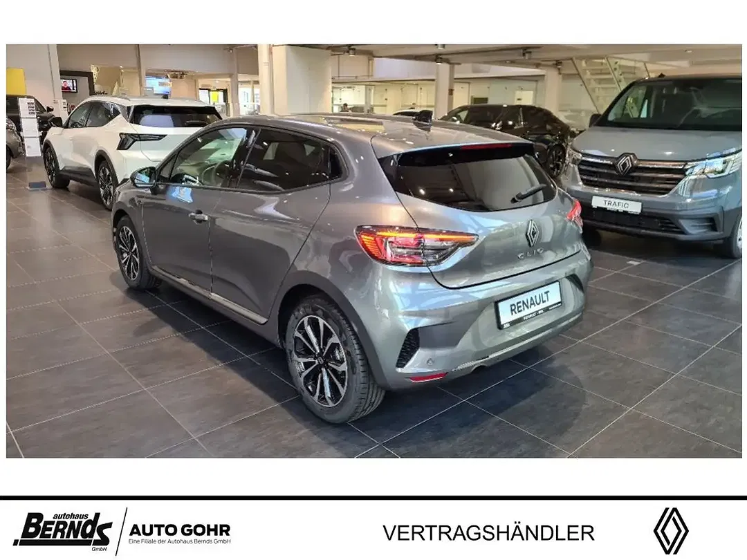 Renault Clio - Thumbnail 2