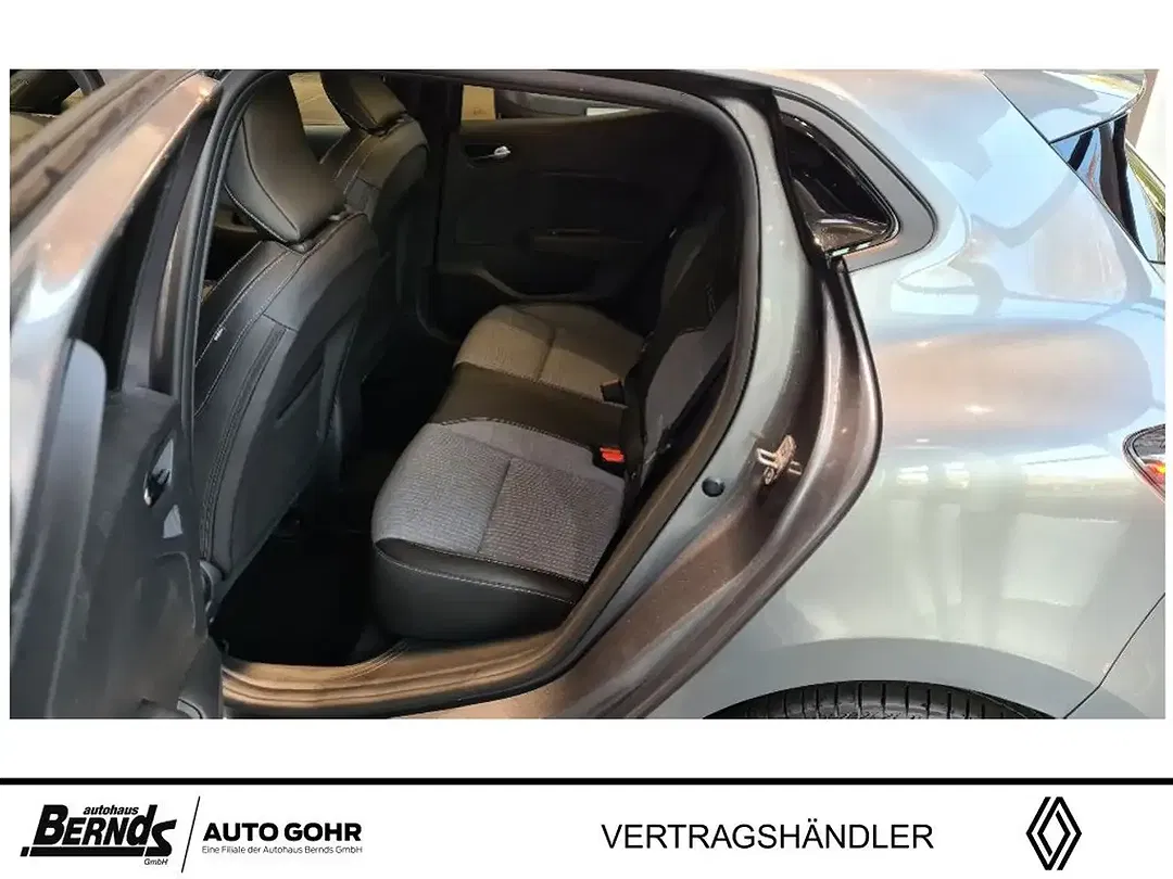 Renault Clio - Thumbnail 6