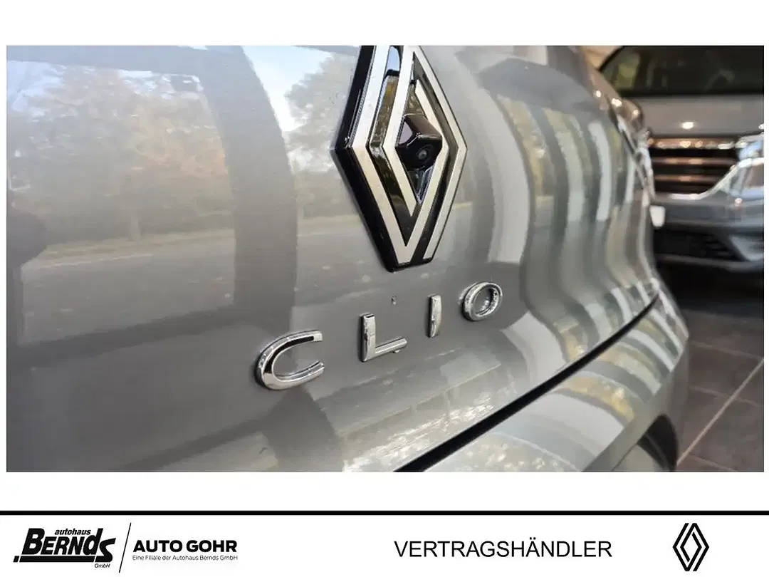 Renault Clio - Thumbnail 9