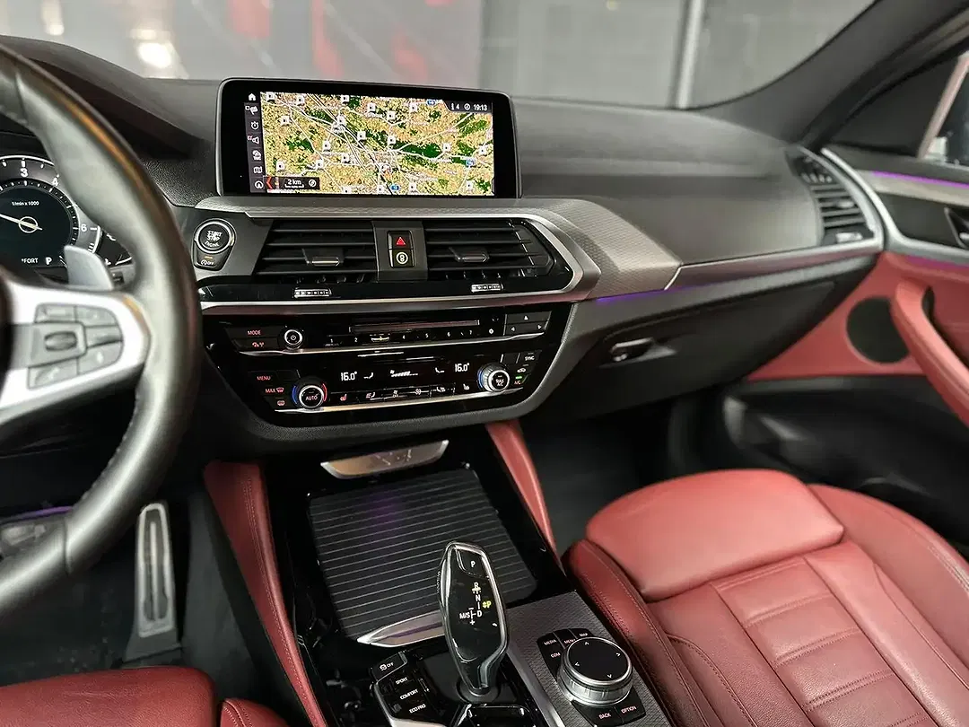 BMW X4 - Thumbnail 11