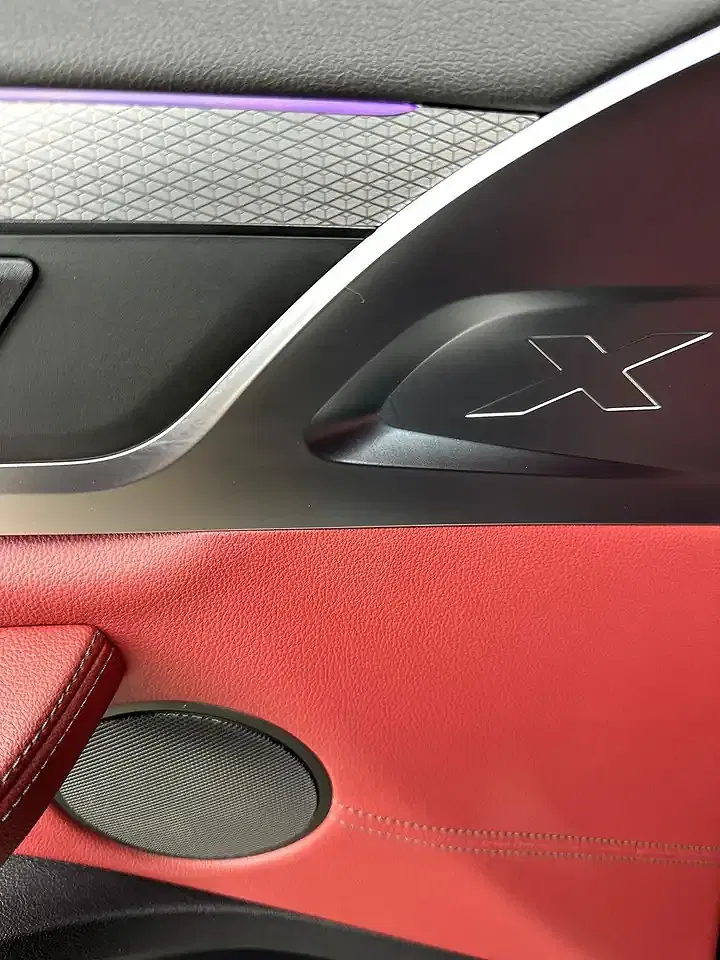 BMW X4 - Thumbnail 14