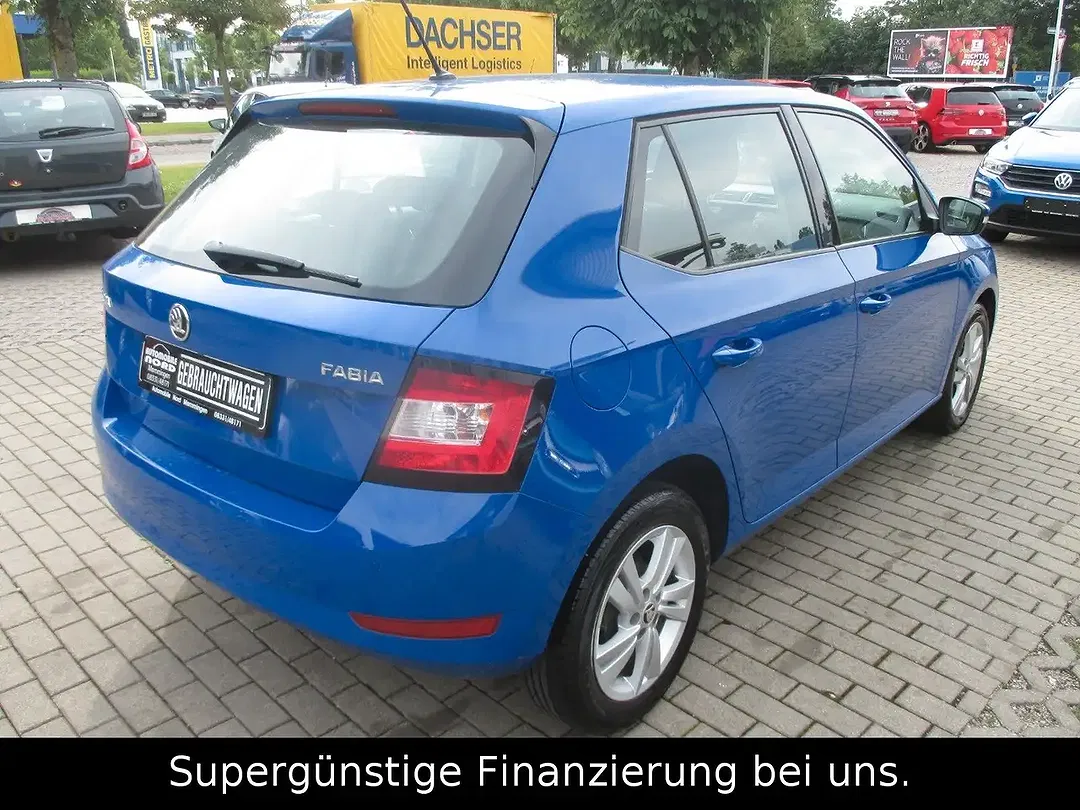 Skoda Fabia - Thumbnail 3