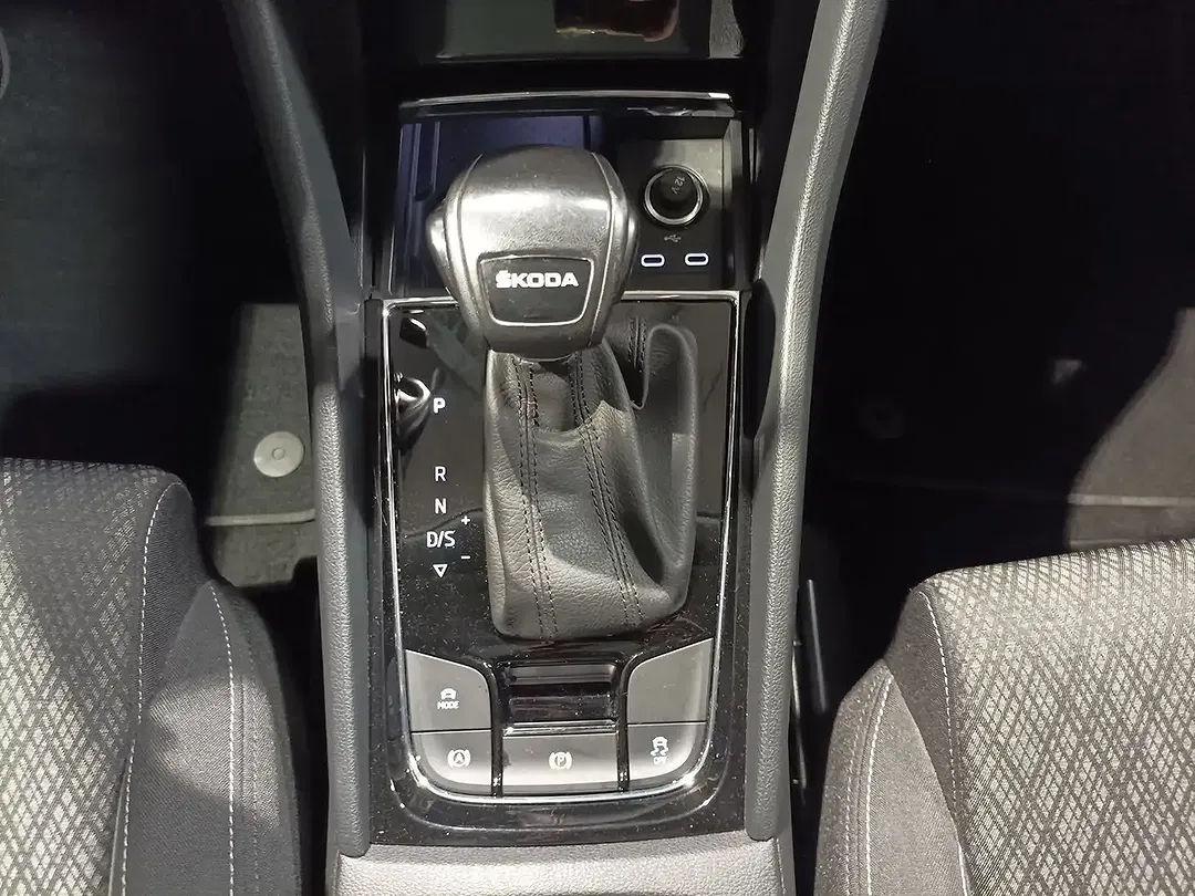 Skoda Karoq - Thumbnail 13