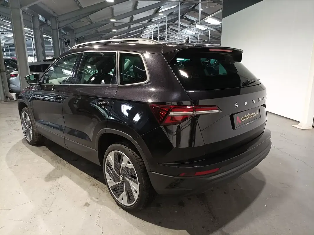 Skoda Karoq - Thumbnail 4