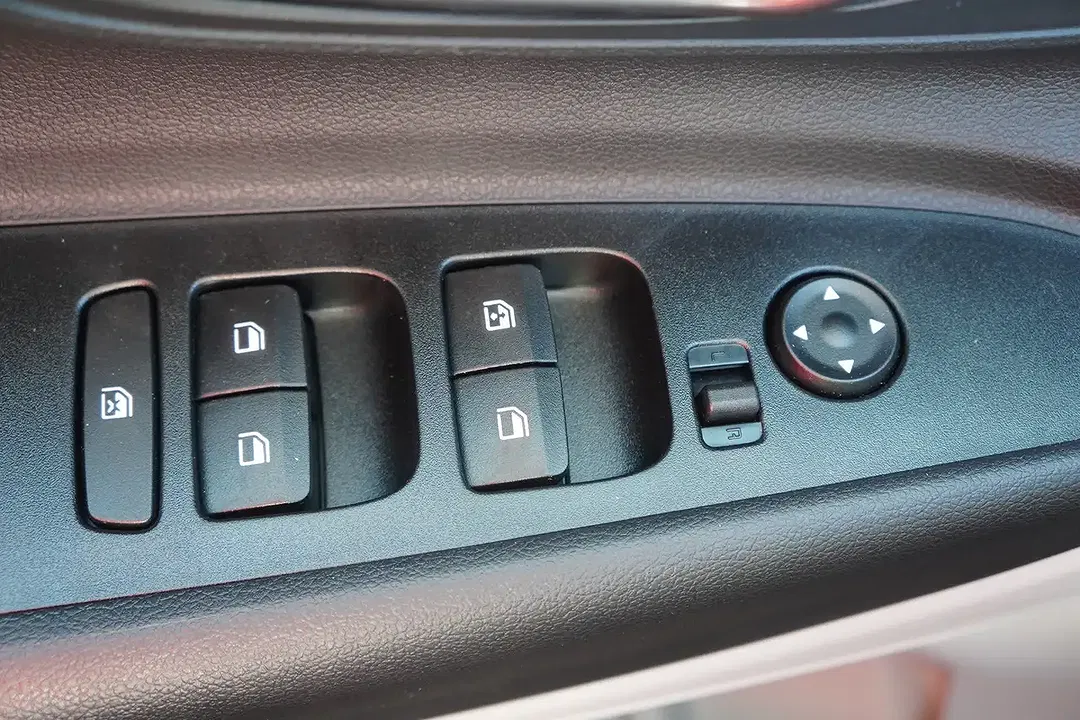 Hyundai i20 - Thumbnail 14