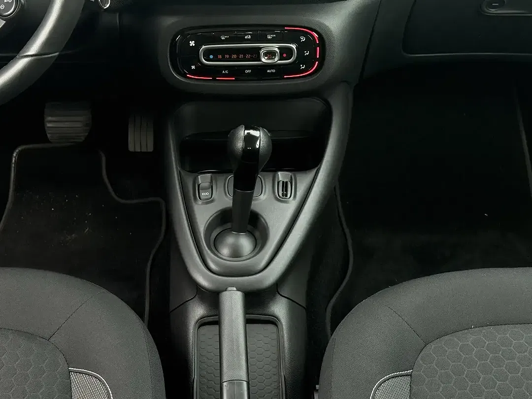 smart forTwo - Thumbnail 14