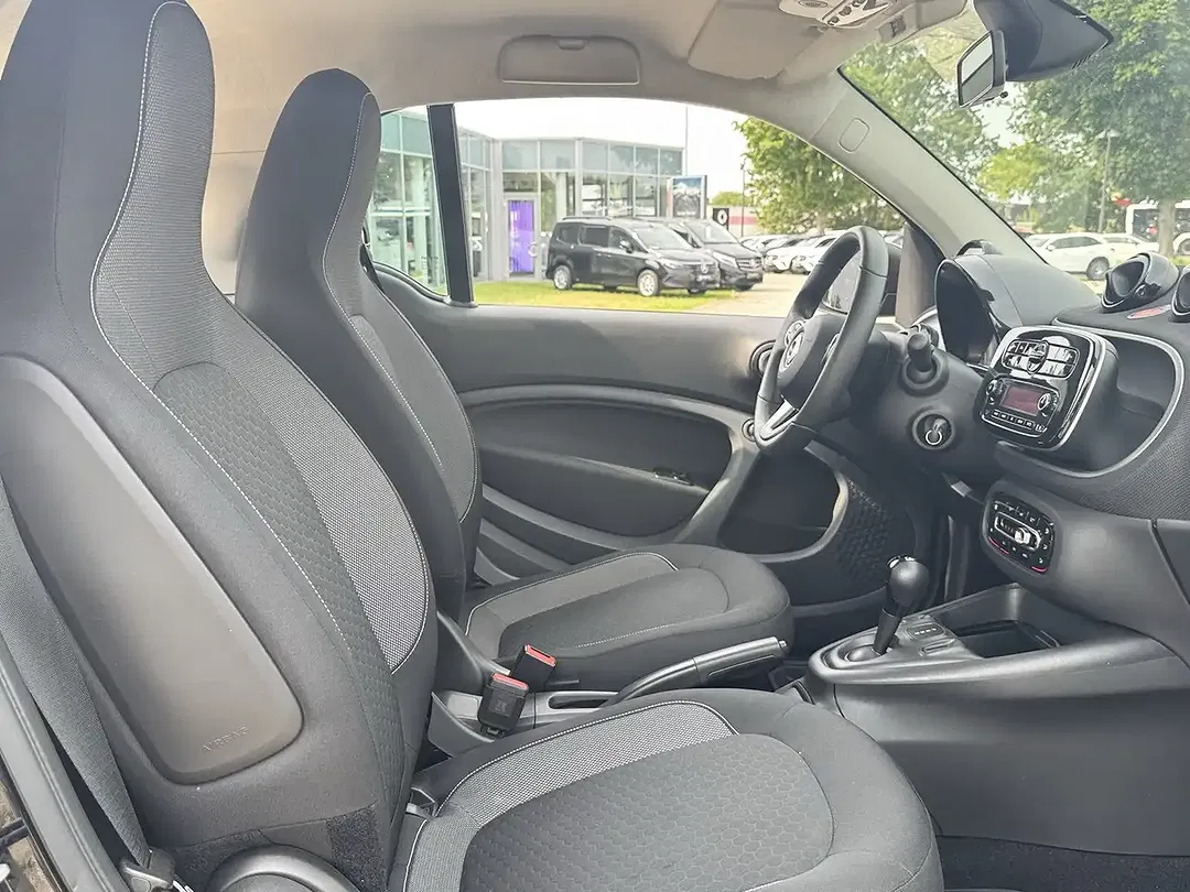 smart forTwo - Thumbnail 17