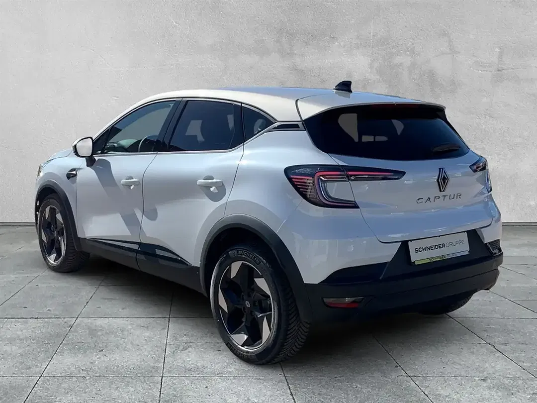 Renault Captur - Thumbnail 3