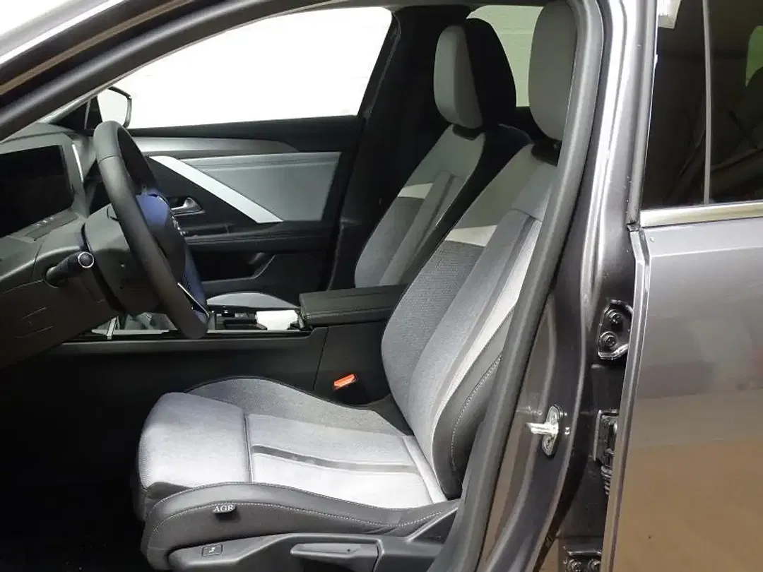 Opel Astra - Thumbnail 10