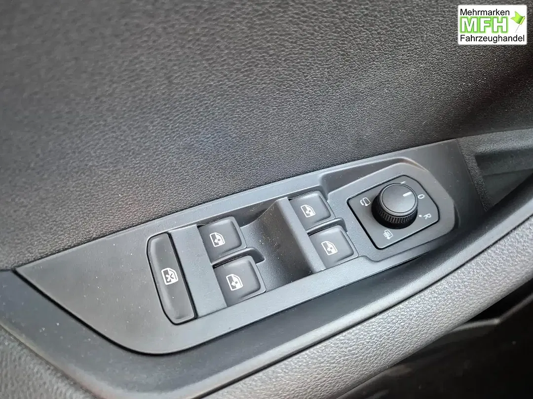 Skoda Karoq - Thumbnail 13