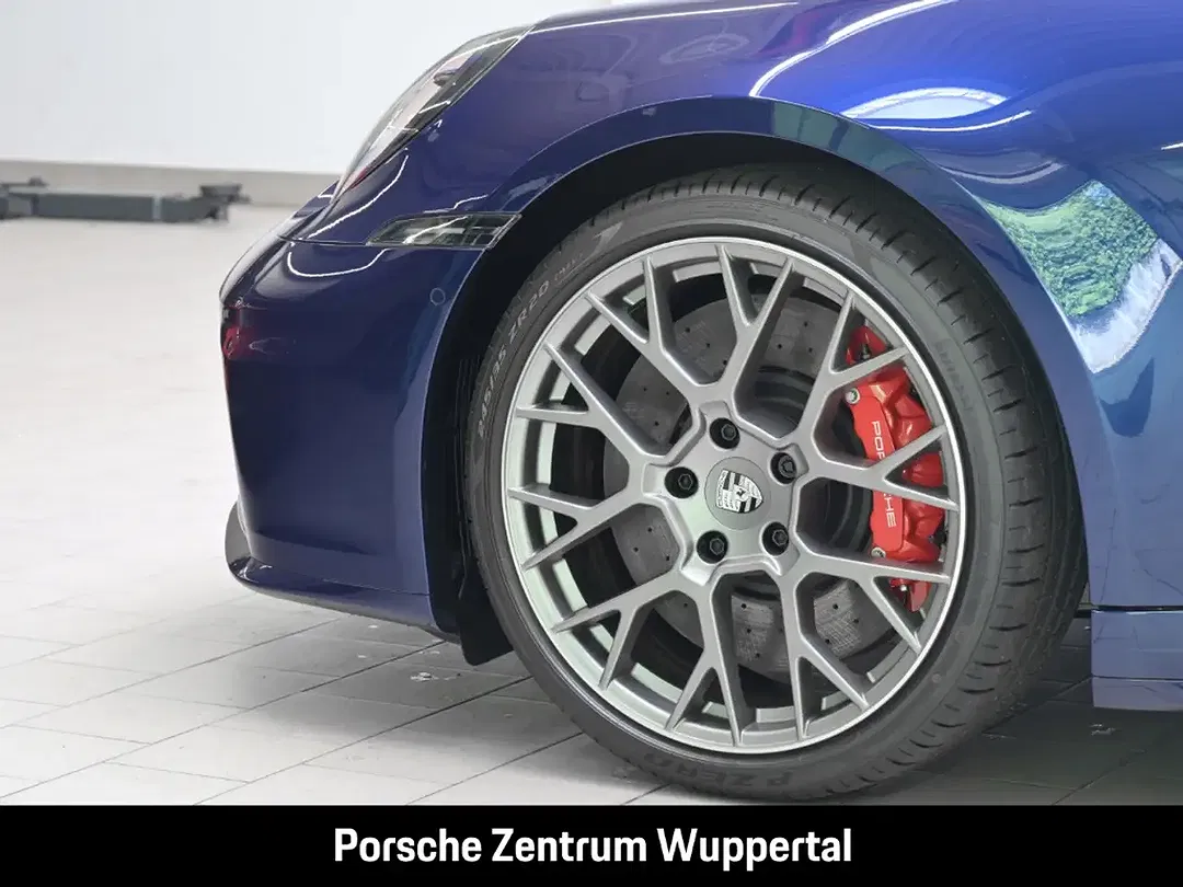Porsche 992 - Thumbnail 7