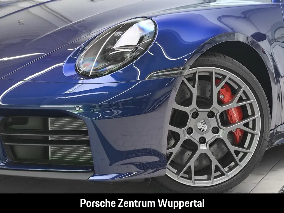 Porsche 992 - Thumbnail 9