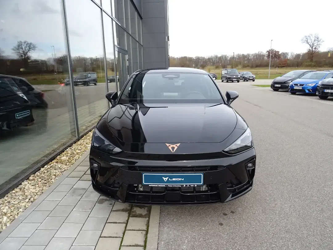 CUPRA Leon - Thumbnail 2