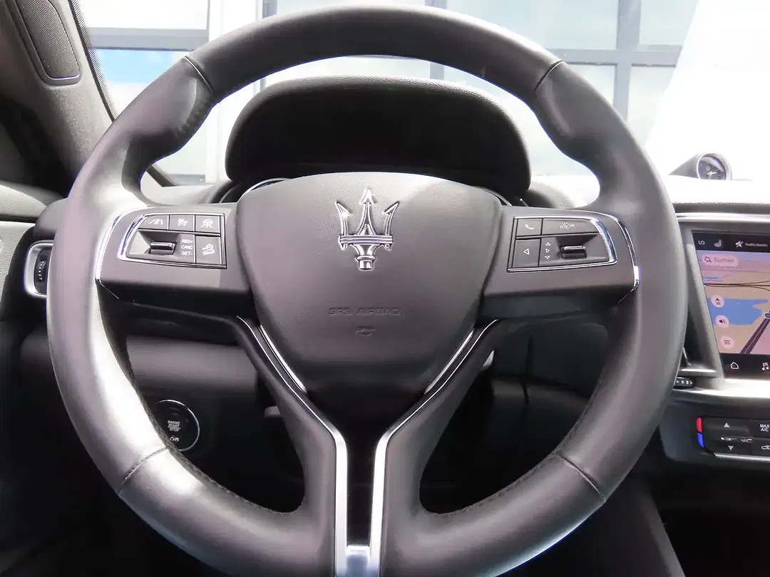 Maserati Levante - Thumbnail 19