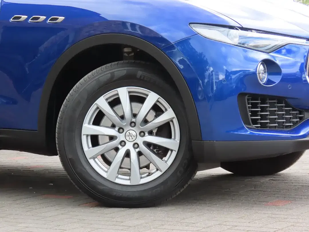 Maserati Levante - Thumbnail 2