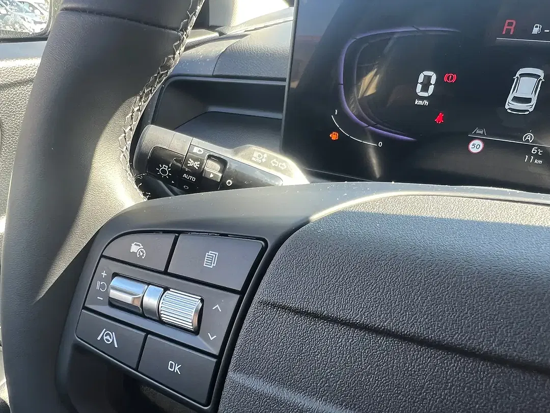 Kia Stonic - Thumbnail 10