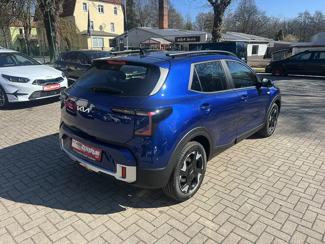 Kia Stonic - Thumbnail 4