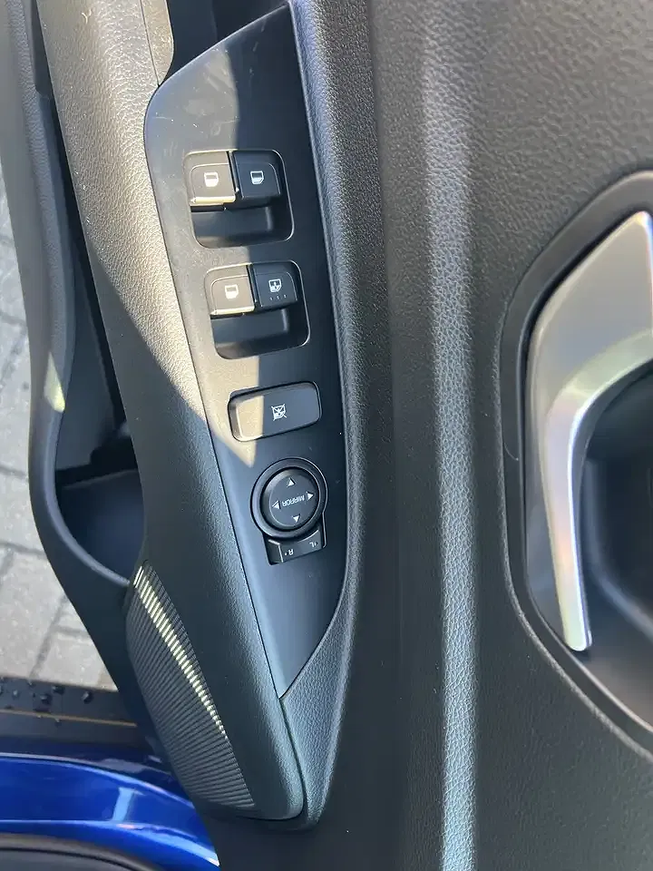Kia Stonic - Thumbnail 7