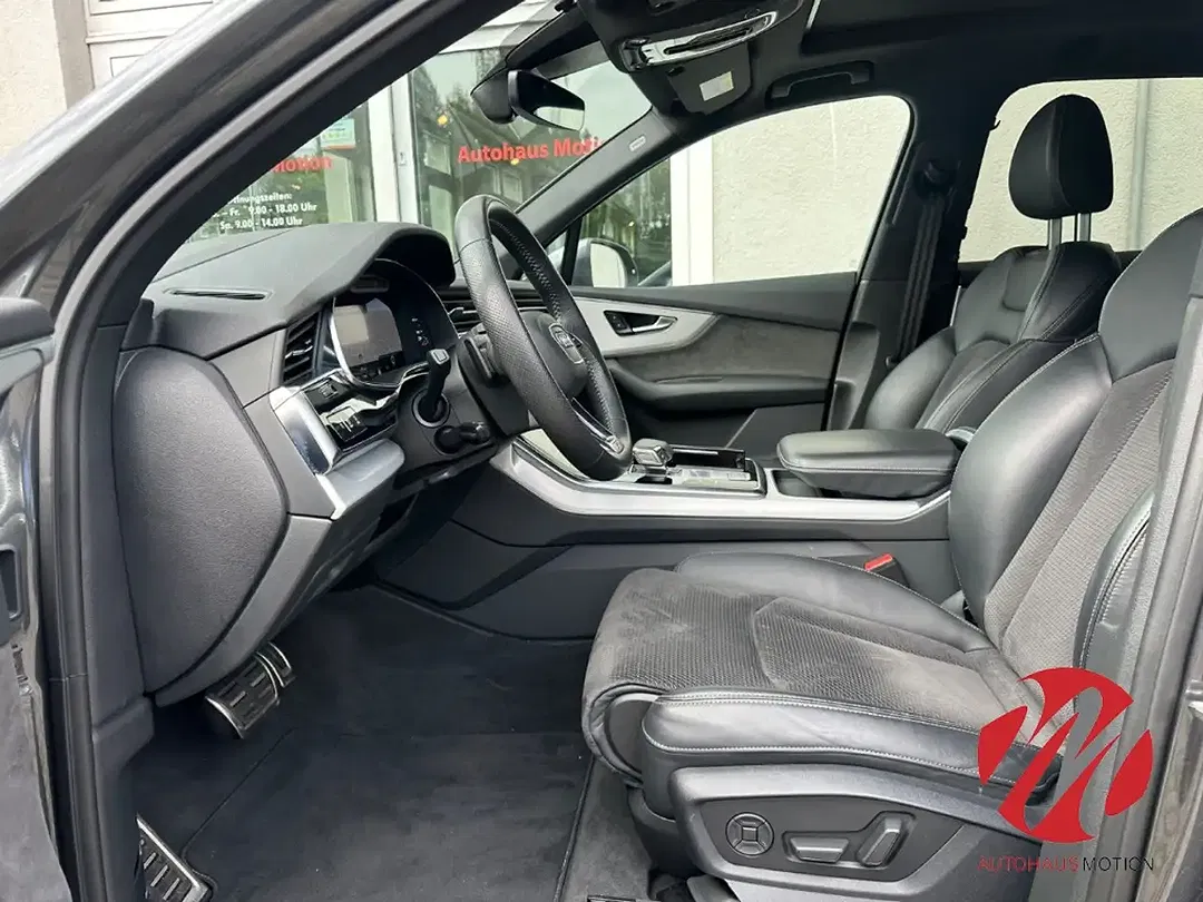 Audi SQ7 - Thumbnail 9