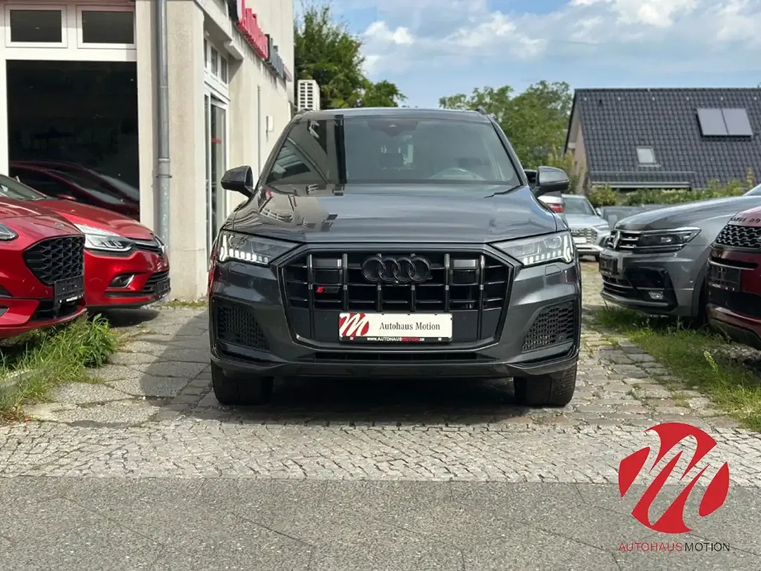 Audi SQ7 - Thumbnail 2