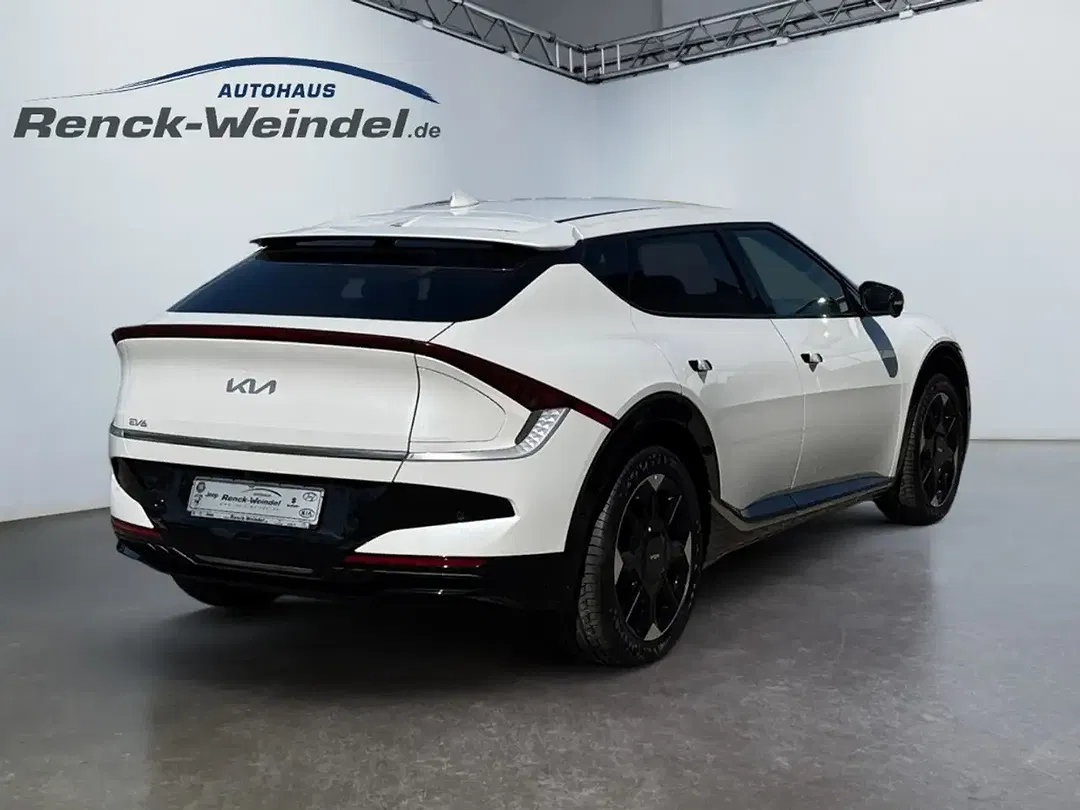 Kia EV6 - Thumbnail 5