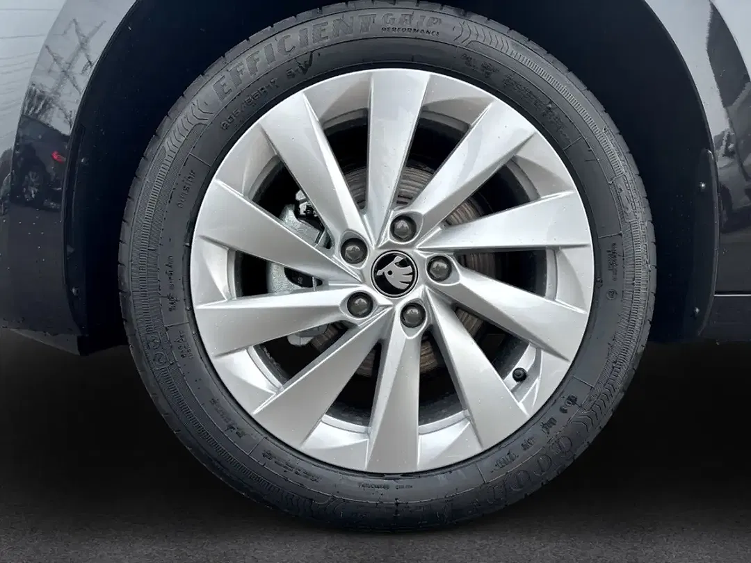 Skoda Octavia - Thumbnail 14