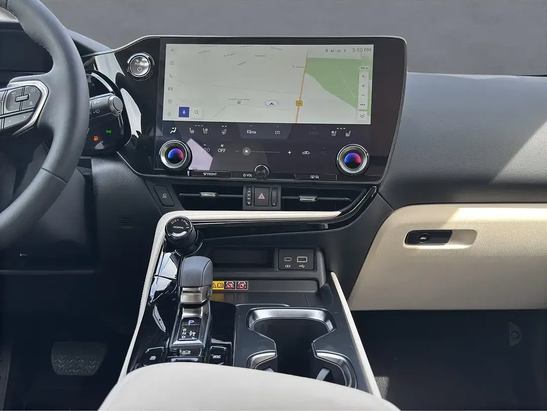 Lexus NX 350h - Thumbnail 14