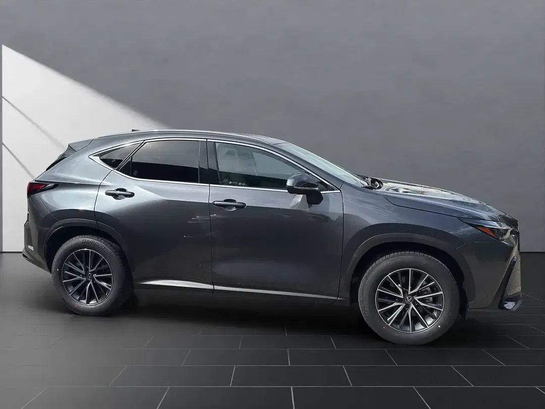 Lexus NX 350h - Thumbnail 6