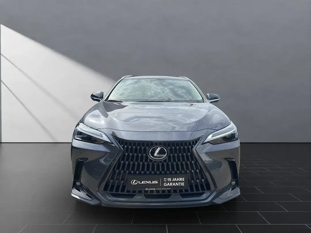 Lexus NX 350h - Thumbnail 8