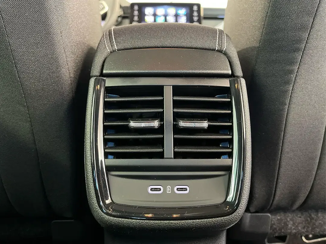Skoda Kamiq - Thumbnail 17