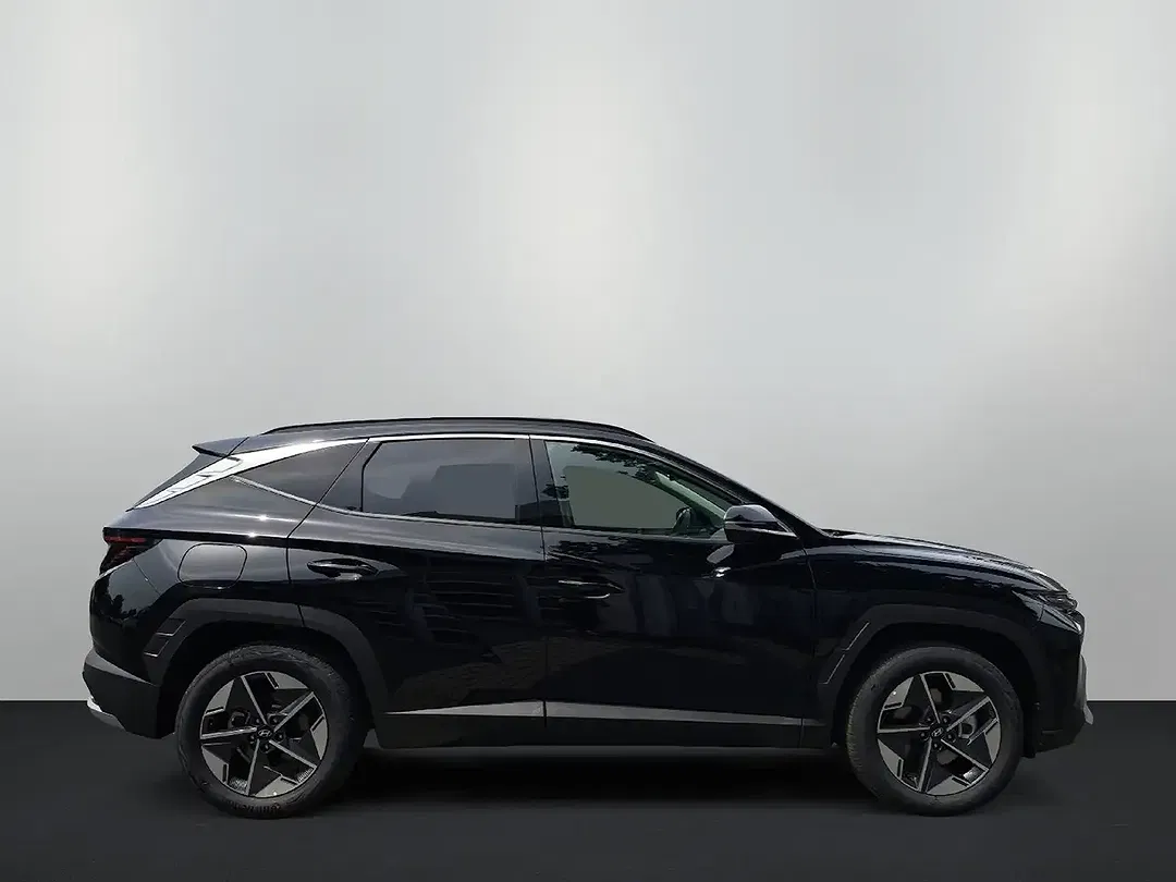 Hyundai TUCSON - Thumbnail 5