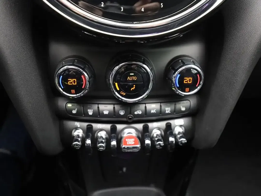 MINI One Cabrio - Thumbnail 14