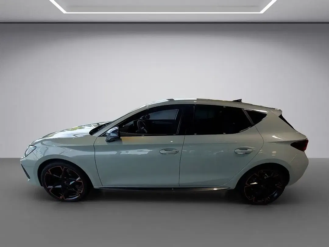 CUPRA Leon - Thumbnail 2