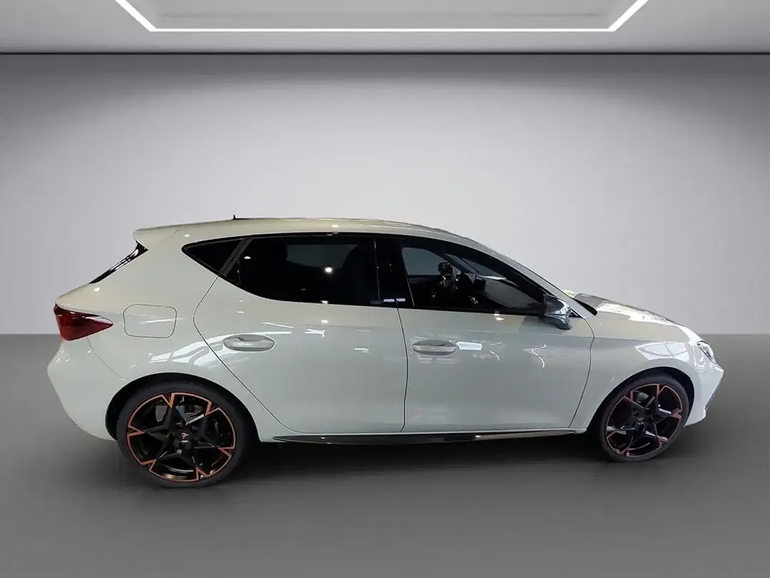 CUPRA Leon - Thumbnail 6