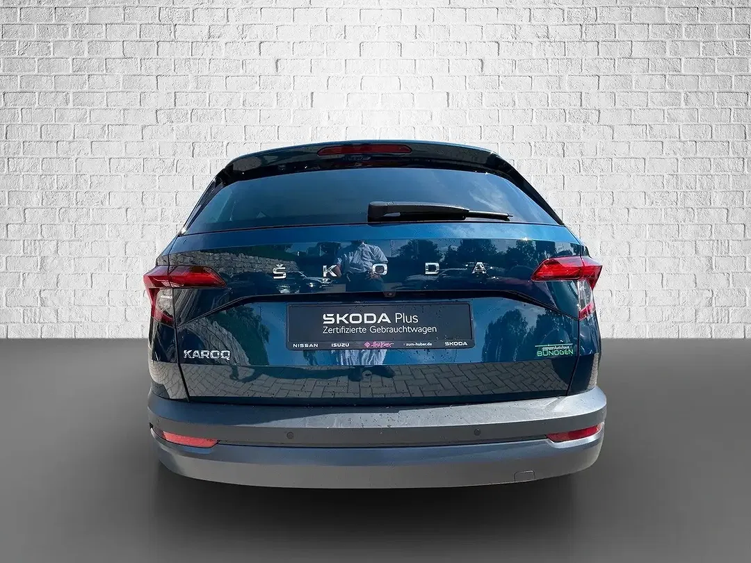 Skoda Karoq - Thumbnail 4