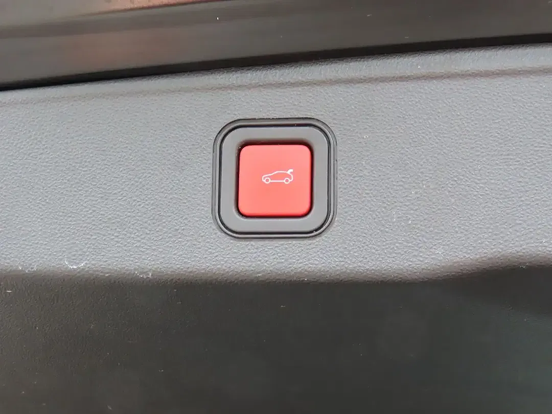 Jeep Avenger - Thumbnail 10