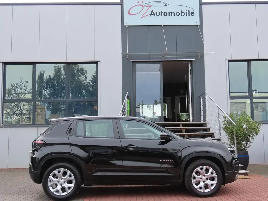 Jeep Avenger - Thumbnail 12