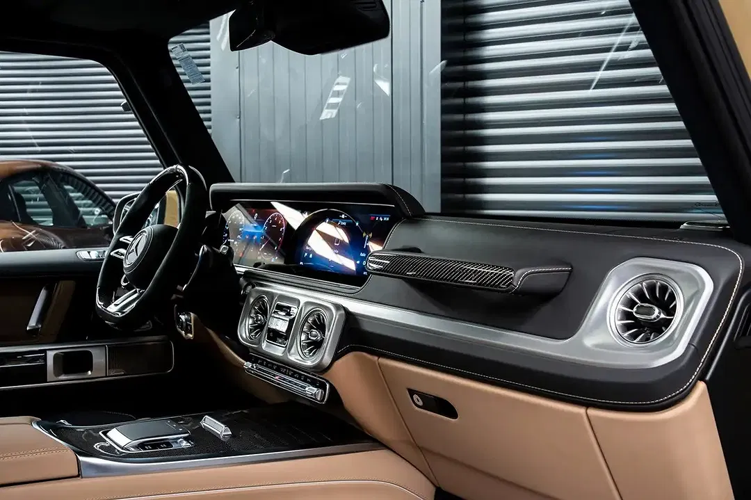Mercedes-Benz G 63 AMG - Thumbnail 12