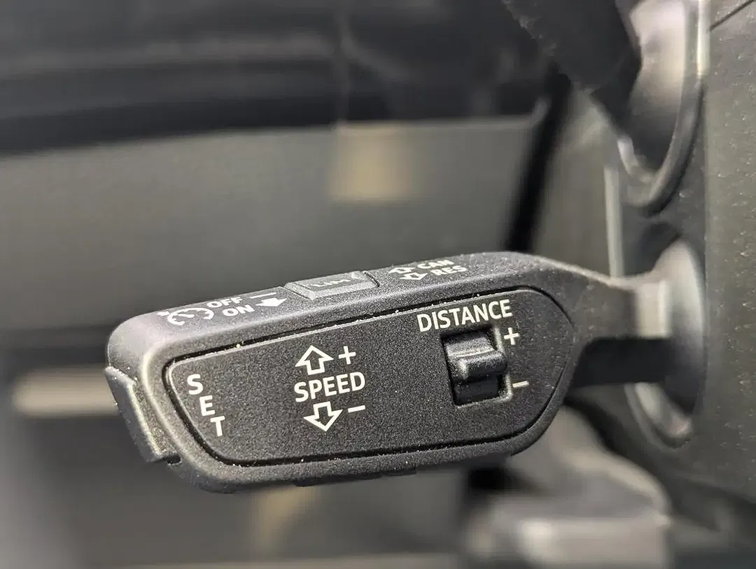 Audi Q8 e-tron - Thumbnail 4