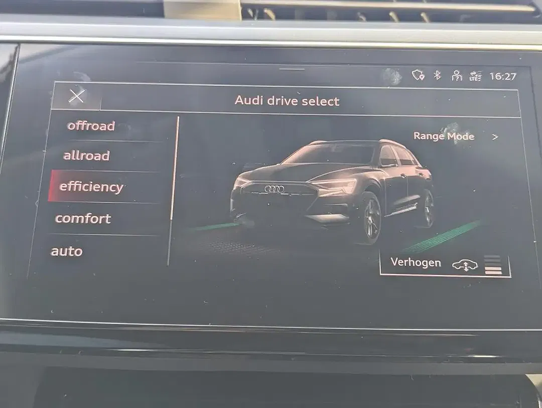 Audi Q8 e-tron - Thumbnail 9