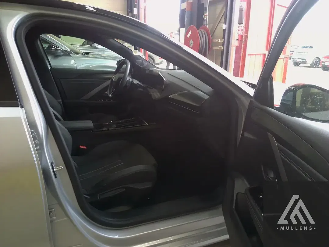 Opel Astra - Thumbnail 5