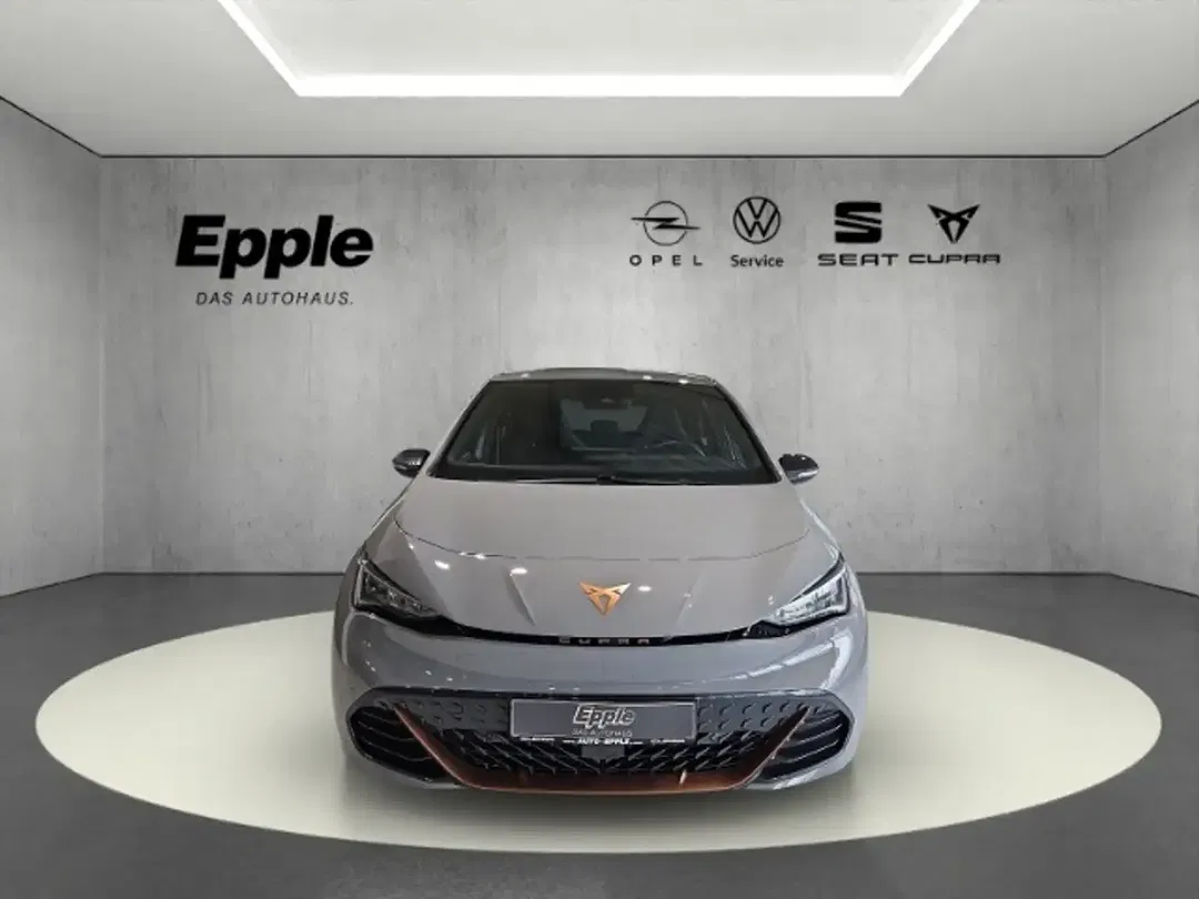 CUPRA Born - Thumbnail 2