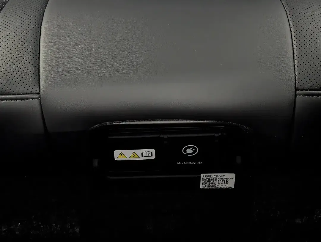 Kia EV4 - Thumbnail 15