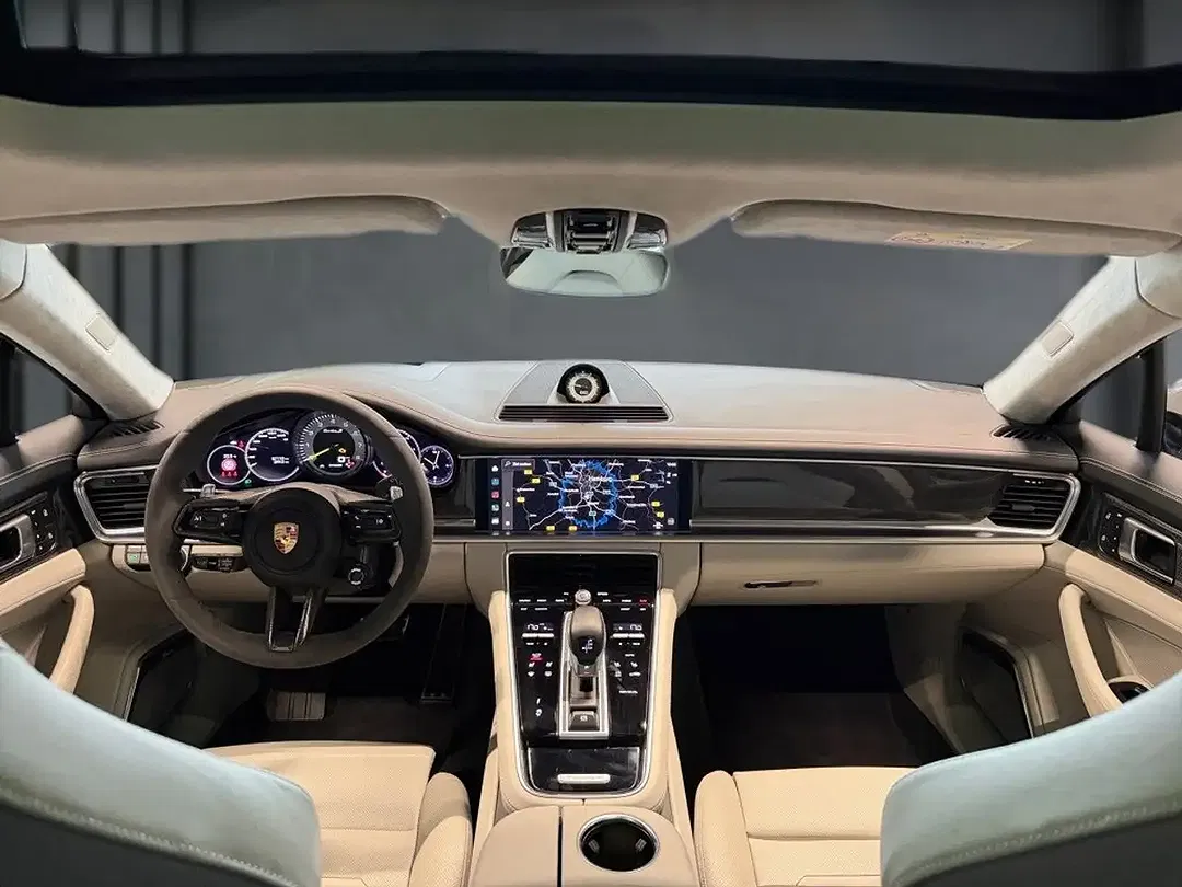 Porsche Panamera - Thumbnail 13