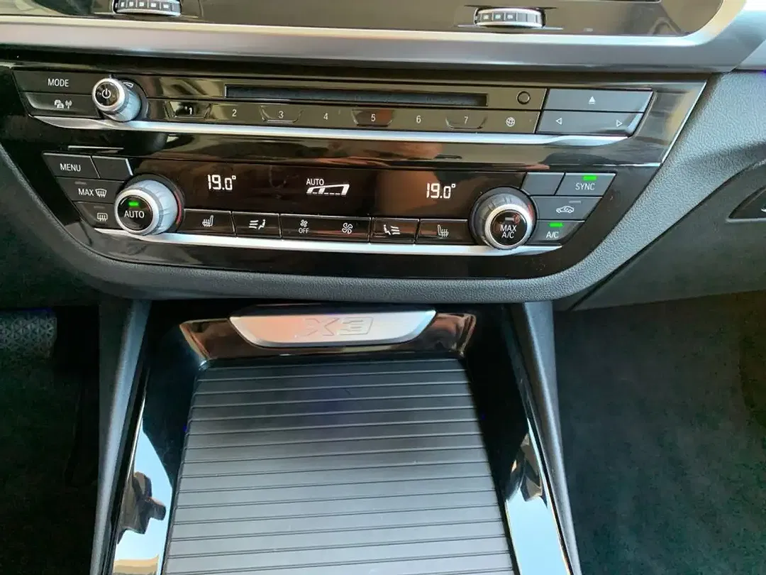 BMW X3 - Thumbnail 13