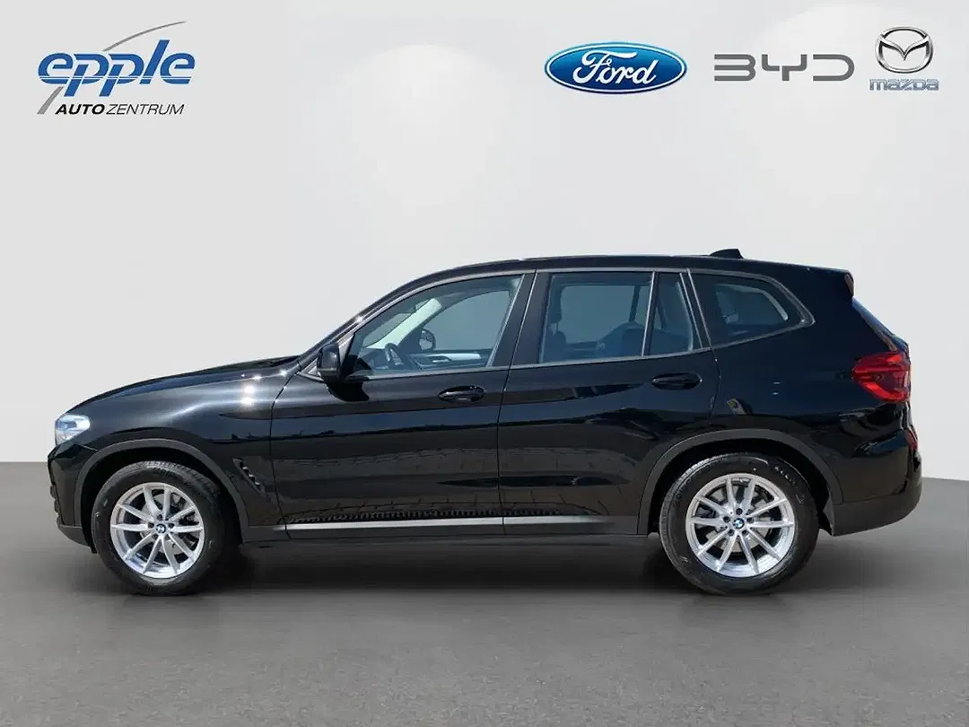 BMW X3 - Thumbnail 3