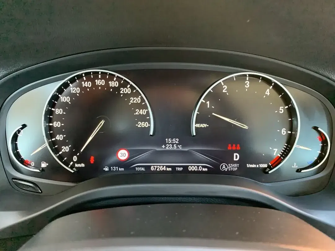 BMW X3 - Thumbnail 8