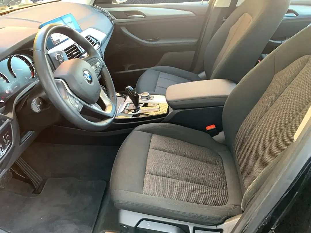 BMW X3 - Thumbnail 9