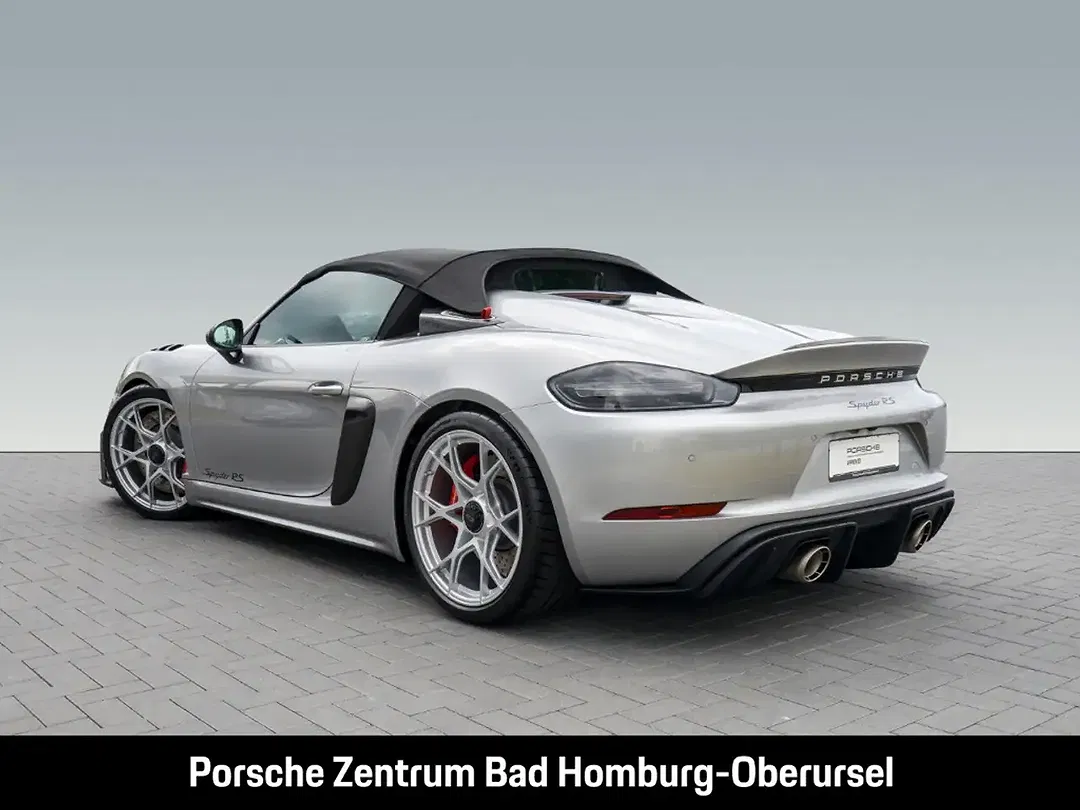 Porsche 718 Spyder - Thumbnail 3
